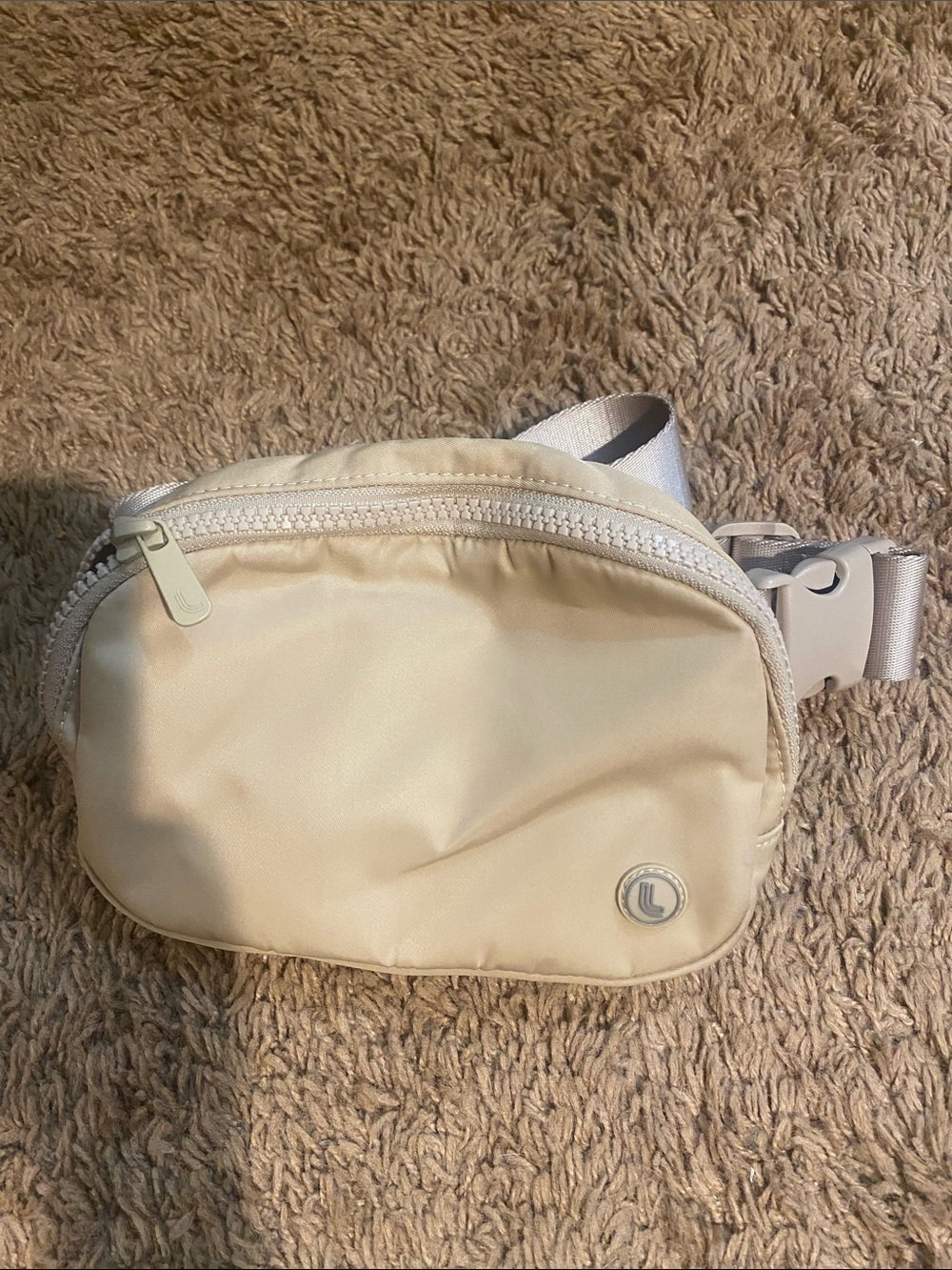 Lole Cream Crossbody Belt Bag EUC